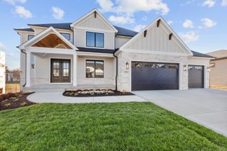 9645 Switch Grass Lane, St. John, IN 46373