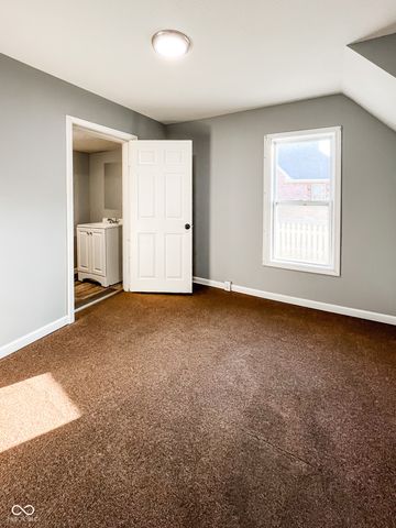 605 Tuttle Avenue, Crawfordsville, IN 47933