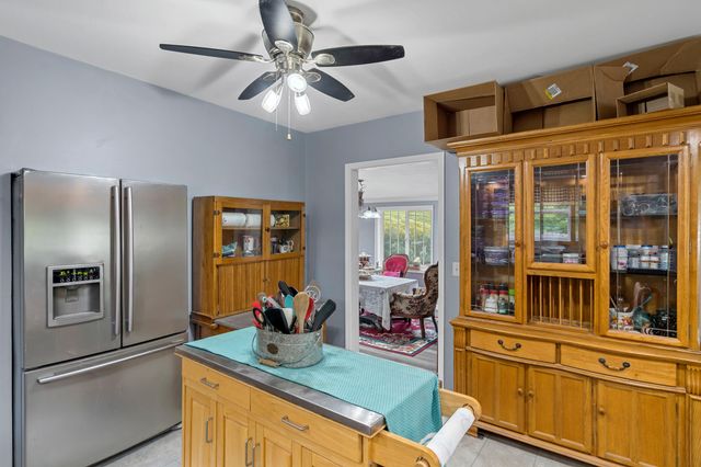 902 UNION ST ST, Glasgow, MO 65254