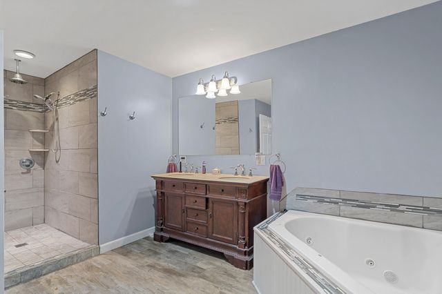 902 UNION ST ST, Glasgow, MO 65254