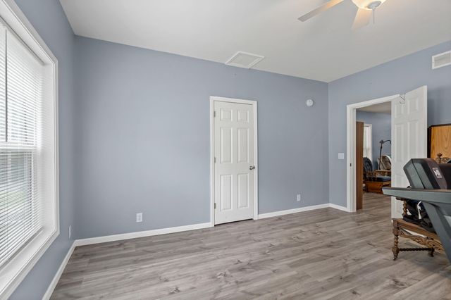 902 UNION ST ST, Glasgow, MO 65254