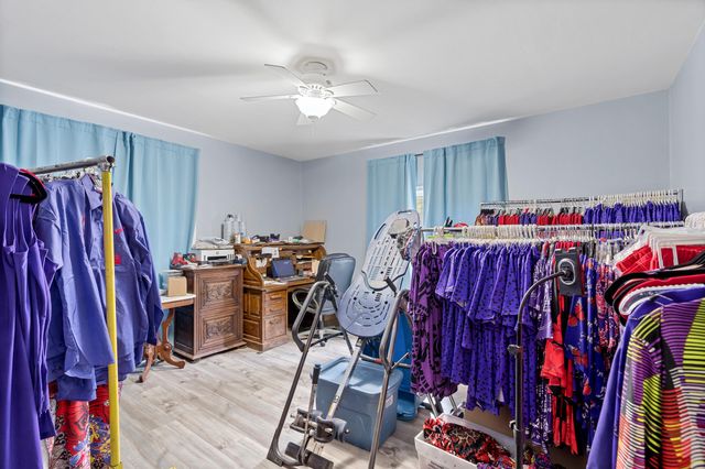 902 UNION ST ST, Glasgow, MO 65254