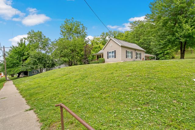 902 UNION ST ST, Glasgow, MO 65254