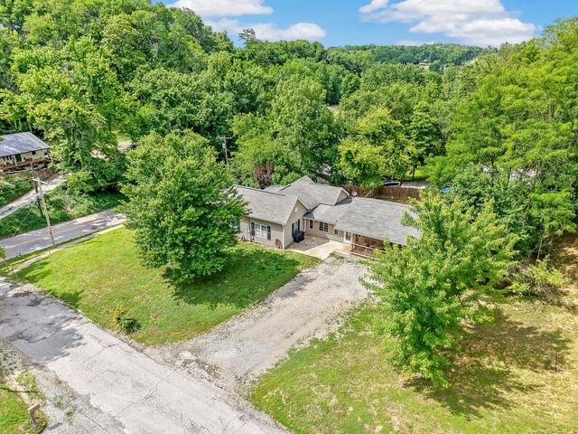 902 UNION ST ST, Glasgow, MO 65254