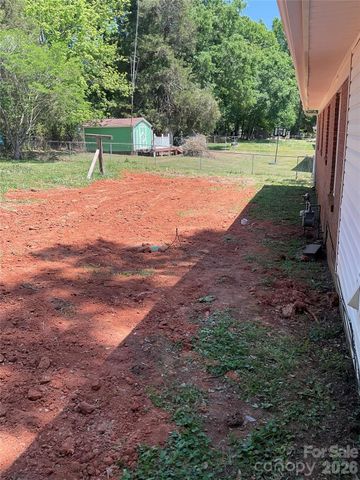 2346 Woodleaf Drive, Gastonia, NC 28052