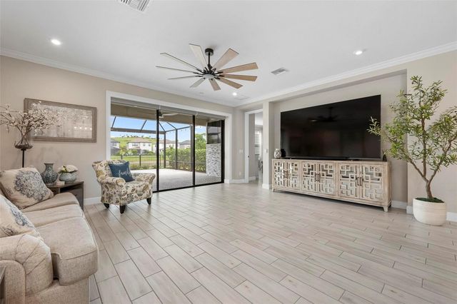 6420 GRANDVIEW HILL COURT, Bradenton, FL 34203