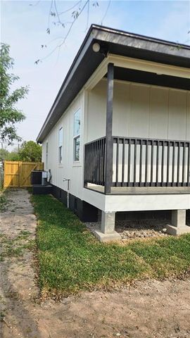 706 E Stubbs Street, Edinburg, TX 78539