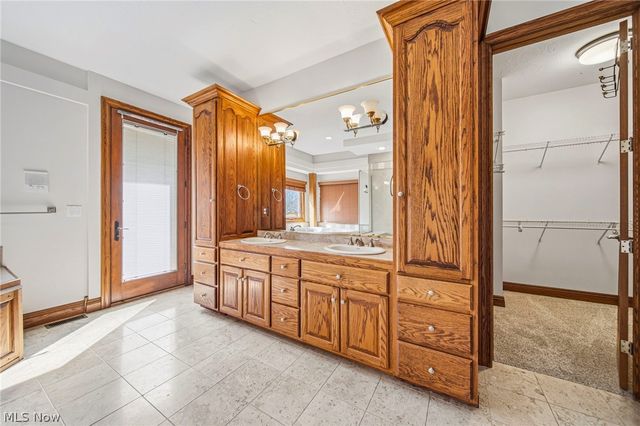 23855 W Rim Drive, Columbia Station, OH 44028