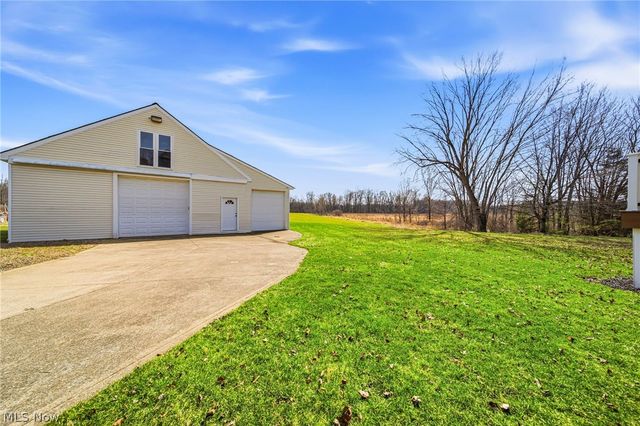 23855 W Rim Drive, Columbia Station, OH 44028