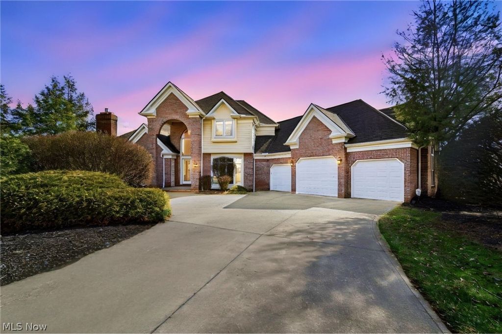 23855 W Rim Drive, Columbia Station, OH 44028