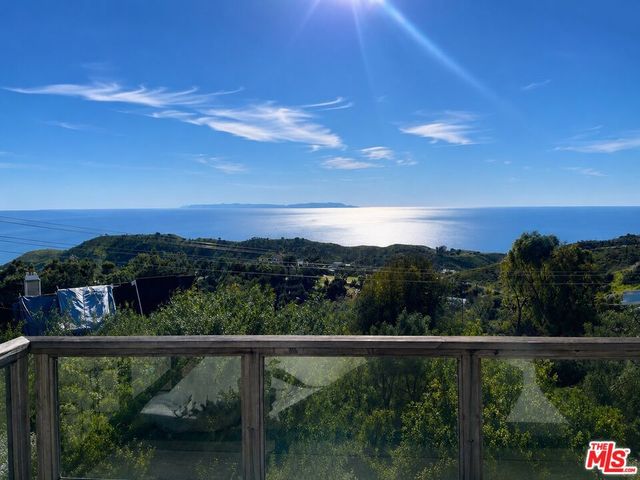 21630 Saddle Peak Road, Topanga, CA 90290