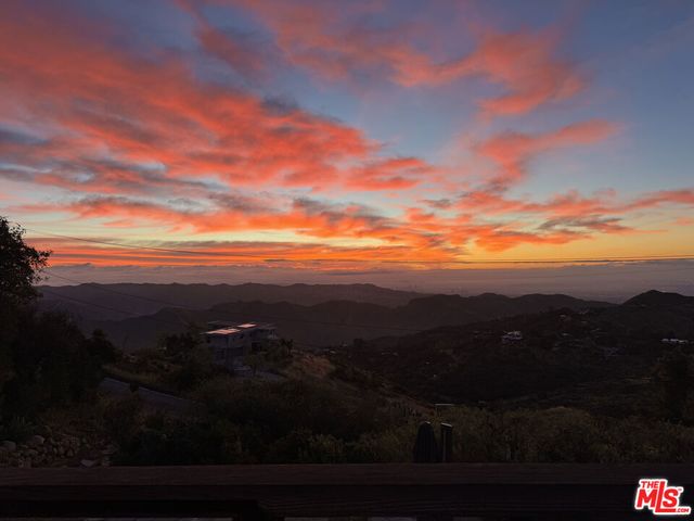 21630 Saddle Peak Road, Topanga, CA 90290