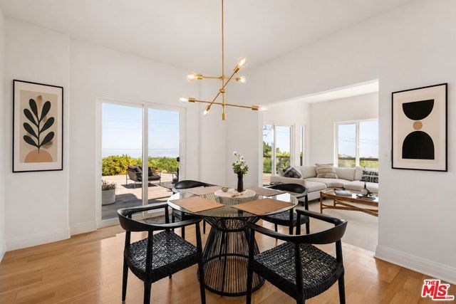 21630 Saddle Peak Road, Topanga, CA 90290