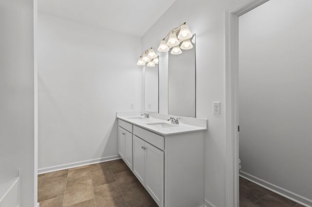 133 Ironhorse Way, Dickson, TN 37055