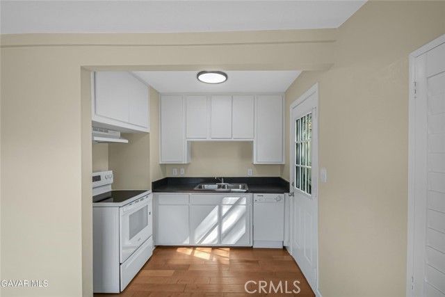 17743 Elizabeth Lake, Lake Hughes, CA 93532