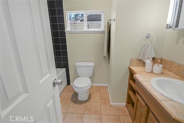 17743 Elizabeth Lake, Lake Hughes, CA 93532