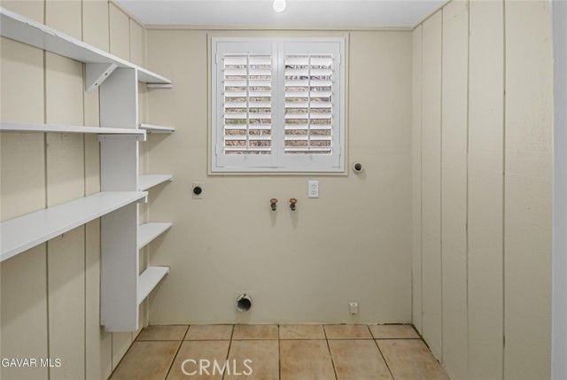 17743 Elizabeth Lake, Lake Hughes, CA 93532