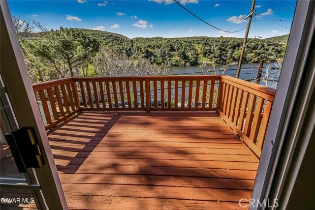 17743 Elizabeth Lake, Lake Hughes, CA 93532