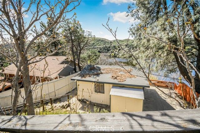 17743 Elizabeth Lake, Lake Hughes, CA 93532