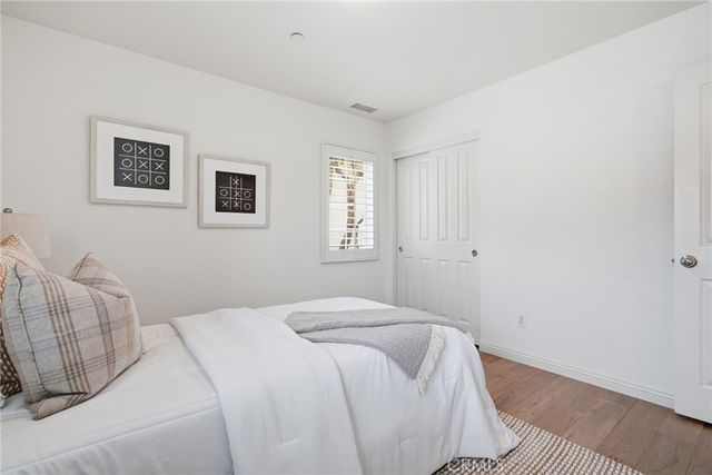 117 White Flower, Irvine, CA 92603