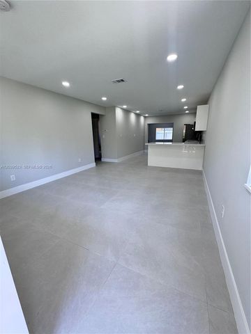 850 NW 109th St 852, Miami, FL 33168