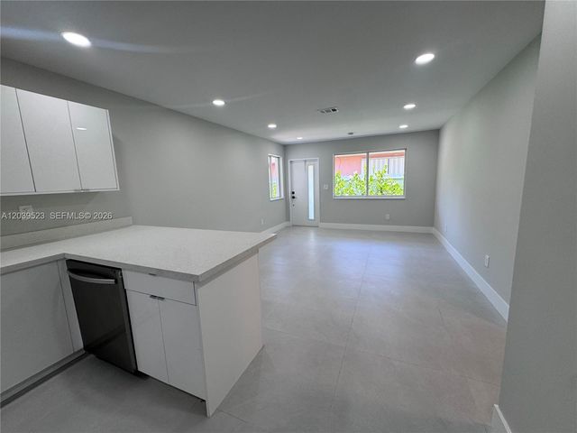 850 NW 109th St 852, Miami, FL 33168