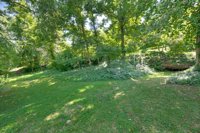 4310 Scenic Dr, Nashville, TN 37204