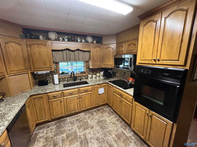 226 Brock Road, Boaz, AL 35957