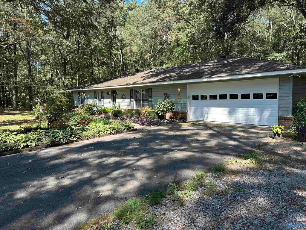 226 Brock Road, Boaz, AL 35957