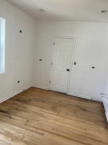 2414 W 70th Street 2, Chicago, IL 60629