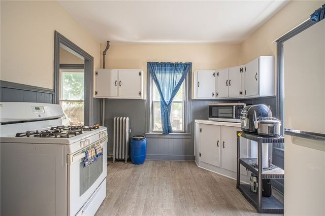 36 Hamilton Street, Providence, RI 02907