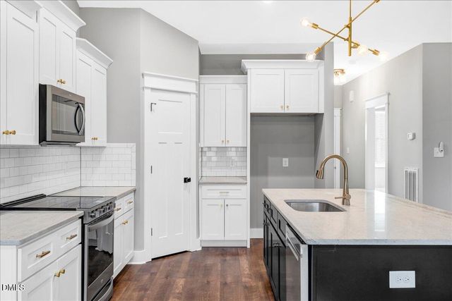 104 Shawnee Drive, Louisburg, NC 27549