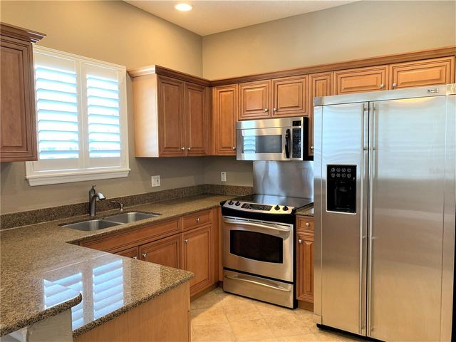 601 CASABELLA CIRCLE, Tampa, FL 33609