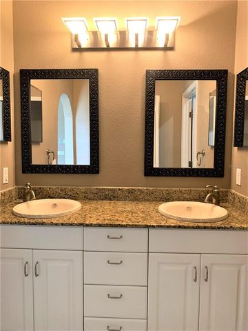 601 CASABELLA CIRCLE, Tampa, FL 33609