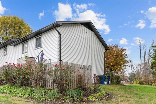 402 S Renfro Street 4, Mount Airy, NC 27030