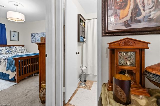 402 S Renfro Street 4, Mount Airy, NC 27030