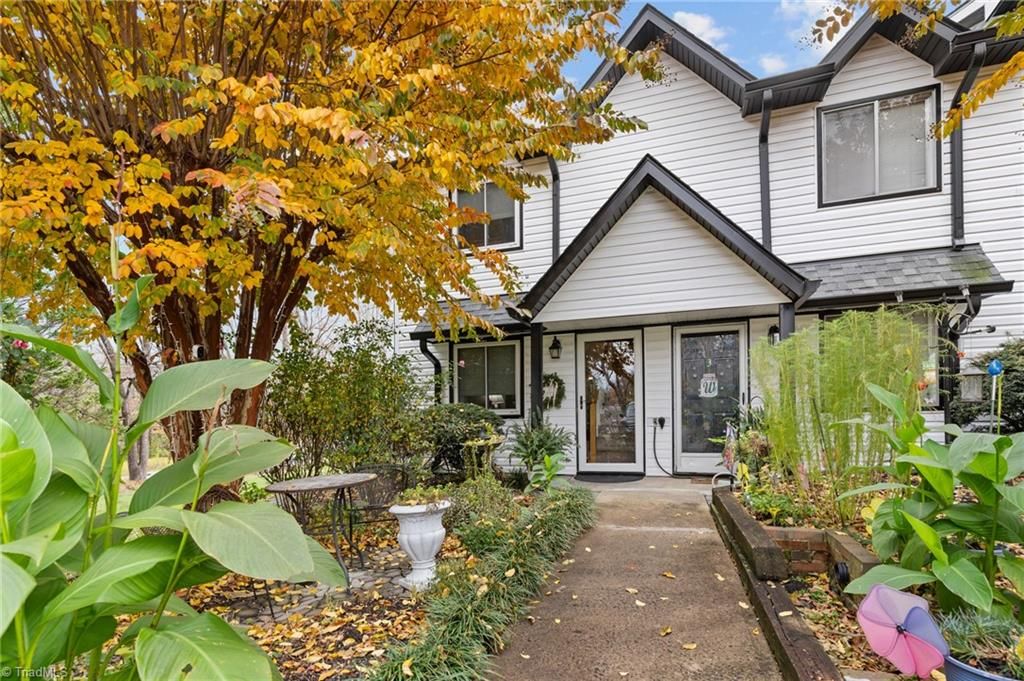 402 S Renfro Street 4, Mount Airy, NC 27030