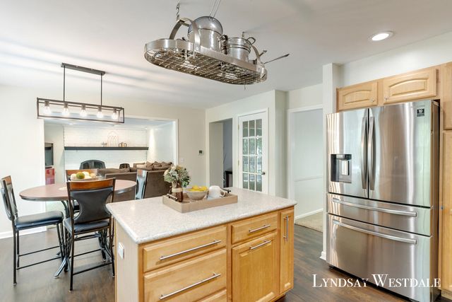 6774 Woodbrook Drive Se, Grand Rapids, MI 49546