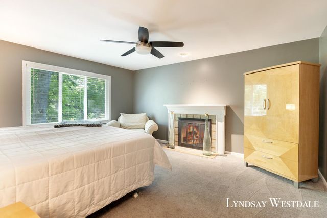 6774 Woodbrook Drive Se, Grand Rapids, MI 49546