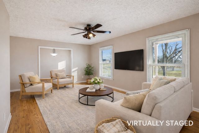 353 Branham Mill Rd, Gallatin, TN 37066