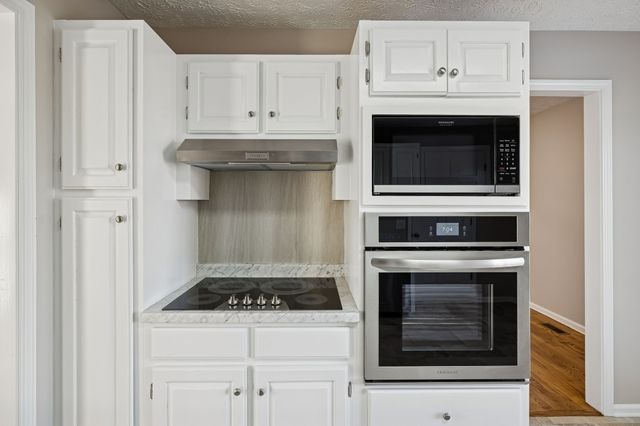 353 Branham Mill Rd, Gallatin, TN 37066