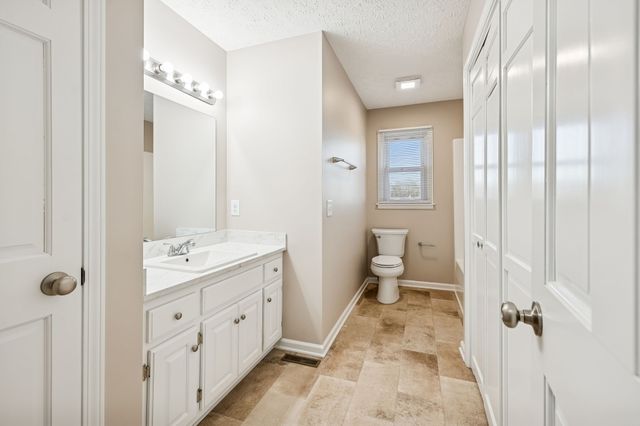 353 Branham Mill Rd, Gallatin, TN 37066