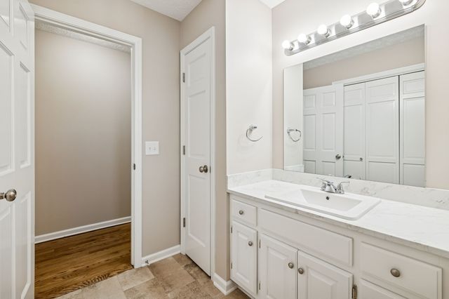 353 Branham Mill Rd, Gallatin, TN 37066