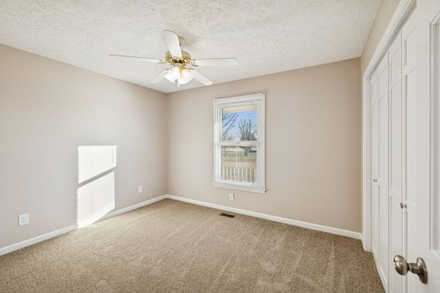 353 Branham Mill Rd, Gallatin, TN 37066