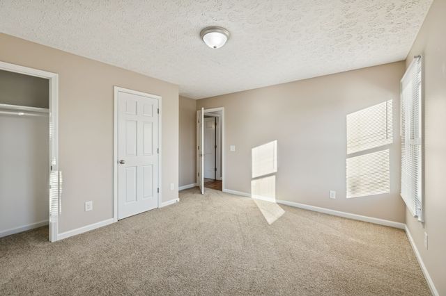 353 Branham Mill Rd, Gallatin, TN 37066