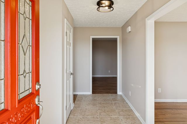 353 Branham Mill Rd, Gallatin, TN 37066