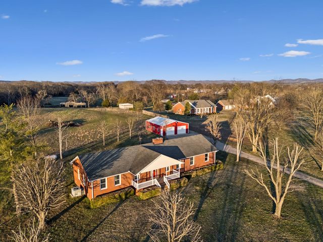 353 Branham Mill Rd, Gallatin, TN 37066