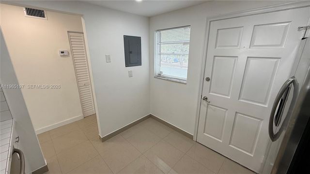 3849 NE 169th St 201, North Miami Beach, FL 33160