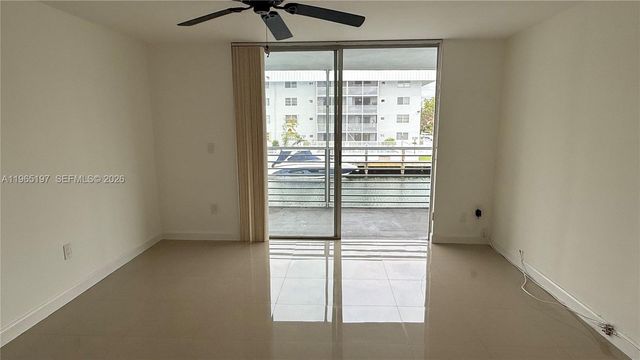 3849 NE 169th St 201, North Miami Beach, FL 33160