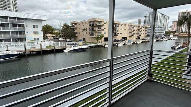 3849 NE 169th St 201, North Miami Beach, FL 33160